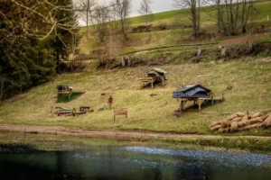 verrueckte uebernachtungen baden-wuerttemberg dachzelt dorf furtwangen