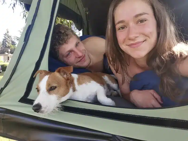 aussergewoehnlich uebernachten mit hund in deutschland dachzelt doerfer
