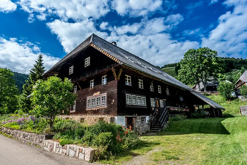 schwarzwaelder bauernhaus landkreis waldshut klaus hansen wandern im schwarzwald