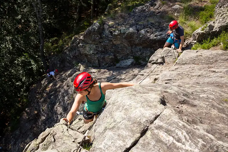 wandern und klettern im schwarzwald hochschwarzwald tourismus klingelefelsen todtnau